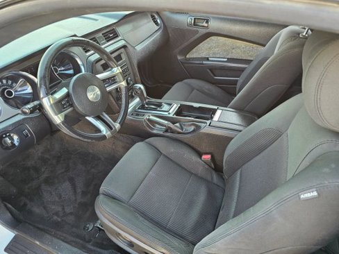 Used 2013 Ford Mustang Coupe image 8