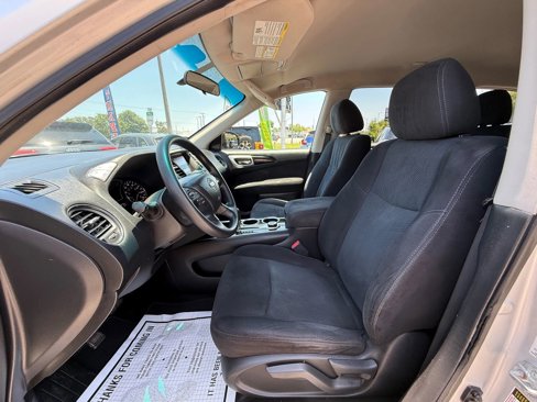 Used 2013 Nissan Pathfinder S image 16
