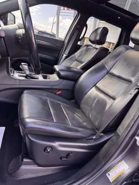 Used 2020 Jeep Grand Cherokee Limited w/ Luxury Group II image 10