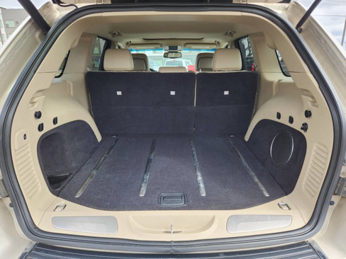 Used 2014 Jeep Grand Cherokee Limited w/ Trailer Tow Group IV image 30