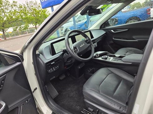 Used 2022 Kia EV6 Wind w/ Wind Technology Package image 22