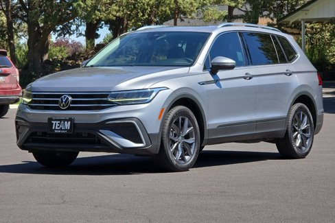 Used 2022 Volkswagen Tiguan SE image 8