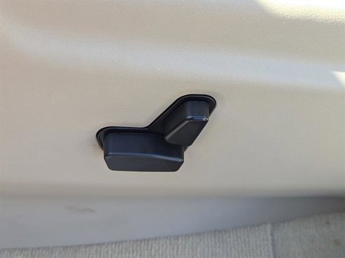 Used 2020 Jeep Grand Cherokee Overland image 19
