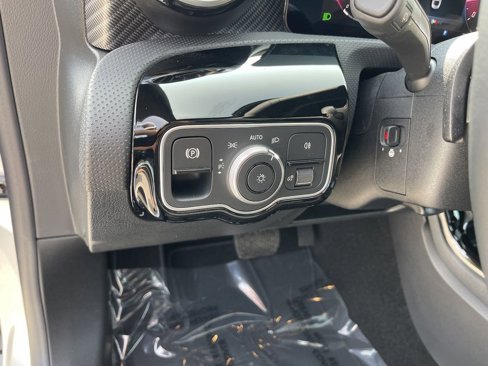 New 2025 Mercedes-Benz CLA 250 4MATIC image 14