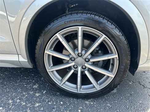 Used 2018 Audi Q3 2.0T Premium w/ Convenience Package image 33