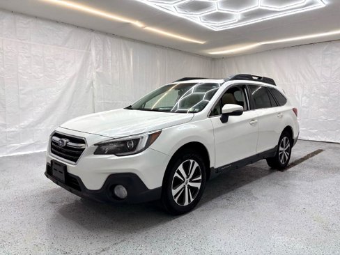Used 2018 Subaru Outback 2.5i Limited image 7
