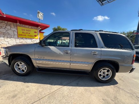 Used 2001 Chevrolet Tahoe LT w/ LT Preferred Equipment Group image 8