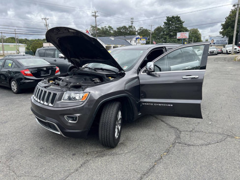 Used 2015 Jeep Grand Cherokee Limited image 38