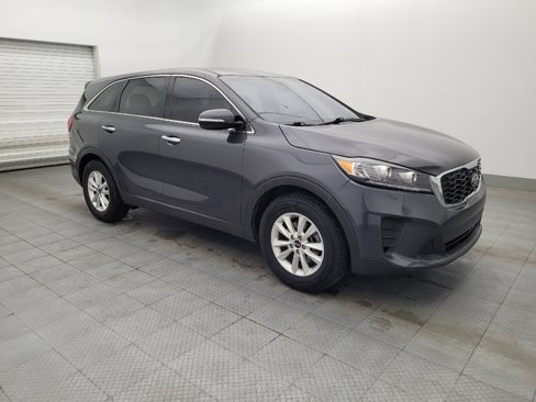 Used 2019 Kia Sorento LX image 11