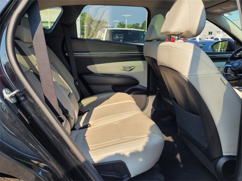 Used 2024 Hyundai Tucson Limited image 16