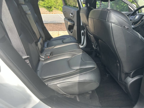 Used 2014 Jeep Cherokee Limited image 20