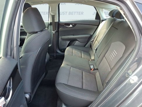 Used 2019 Kia Forte S w/ S Premium Package image 7