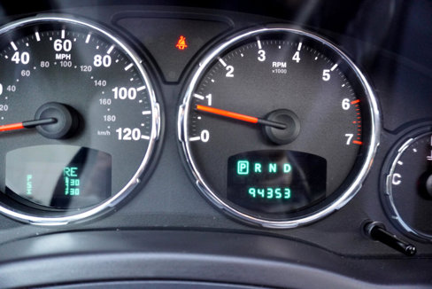 Used 2010 Jeep Liberty Limited w/ Tire & Wheel Group image 25