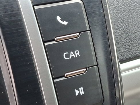 Used 2012 Toyota Camry image 23
