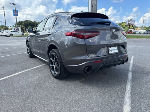 Used 2023 Alfa Romeo Stelvio Veloce image 7