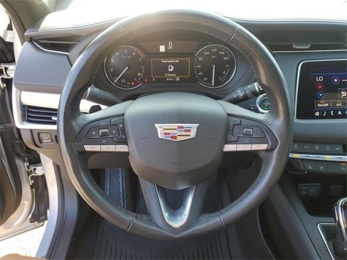 Used 2021 Cadillac XT4 Premium Luxury image 21