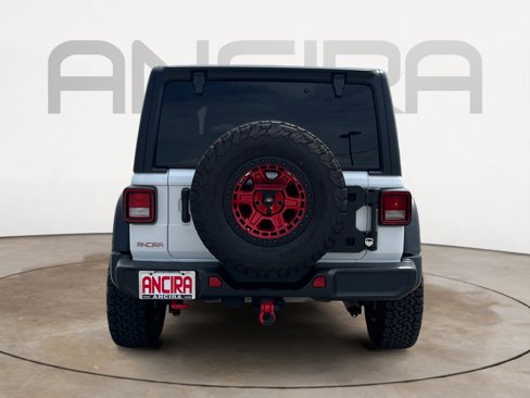 Used 2023 Jeep Wrangler Rubicon w/ Cold Weather Group image 9