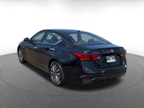 Used 2023 Nissan Altima 2.5 SV image 10