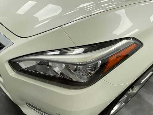 Used 2016 INFINITI Q70 L 3.7 image 11