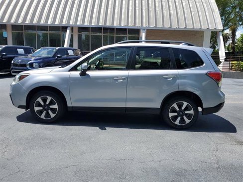 Used 2017 Subaru Forester 2.5i Premium w/ All-Weather Package image 2