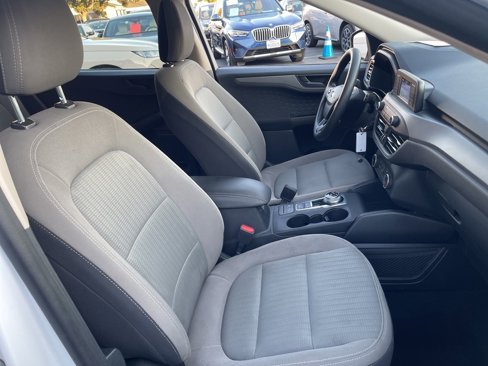 Used 2020 Ford Escape S image 21