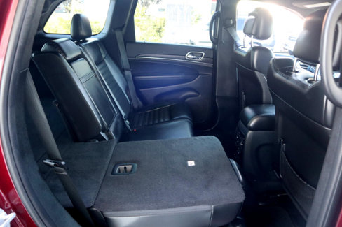 Used 2018 Jeep Grand Cherokee Limited image 51