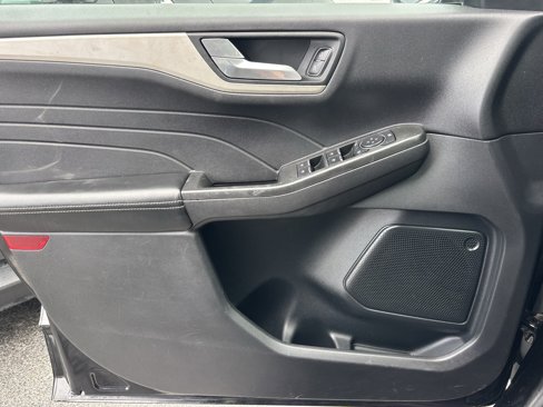 Used 2021 Ford Escape SE w/ Convenience Package image 5