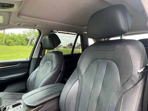 Used 2016 BMW X5 xDrive50i image 16