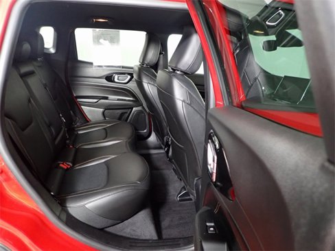 Used 2022 Jeep Compass Limited image 32