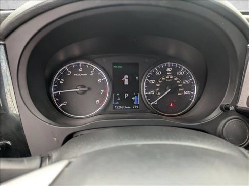 Used 2020 Mitsubishi Outlander ES image 10