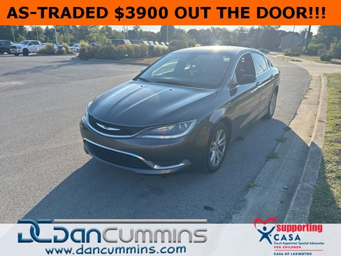 Used 2015 Chrysler 200 Limited image 1