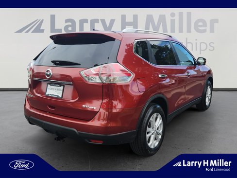 Used 2015 Nissan Rogue SV w/ SV Premium Package image 5