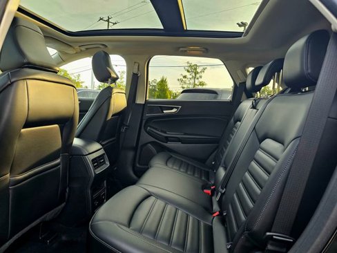 Used 2021 Ford Edge SEL w/ Convenience Package image 23