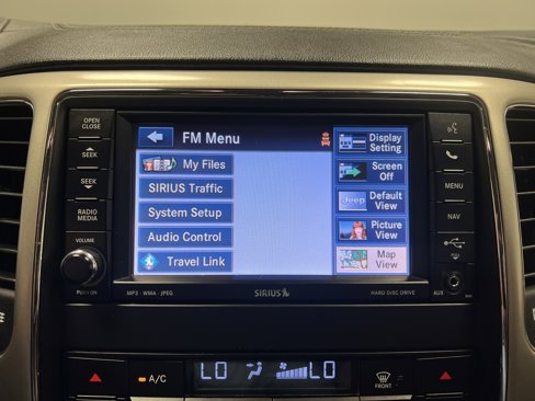 Used 2011 Jeep Grand Cherokee Overland image 21
