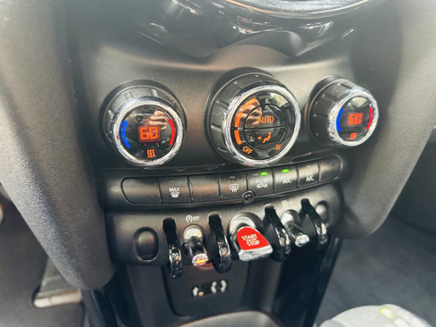 Used 2016 MINI Cooper S image 14