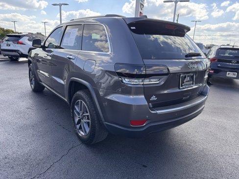Used 2020 Jeep Grand Cherokee Limited w/ Luxury Group II image 3