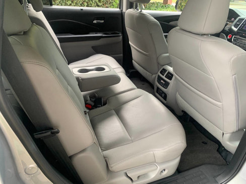 Used 2016 Honda Pilot Touring image 28