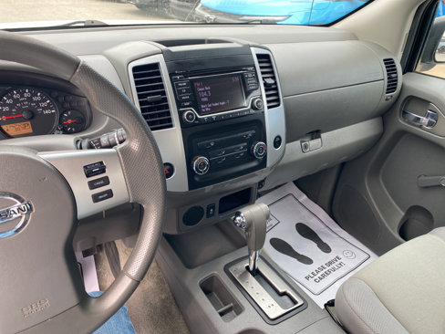 Used 2017 Nissan Frontier S image 11