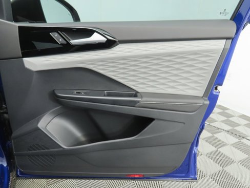 Certified 2024 Volkswagen Taos S image 26