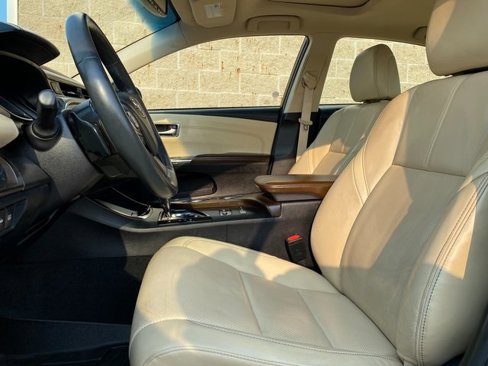 Used 2016 Toyota Avalon Limited image 14