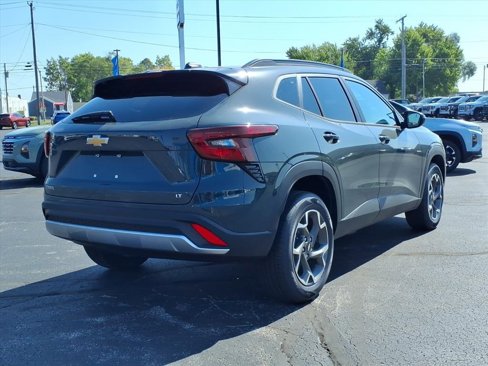 New 2026 Chevrolet Trax LT w/ LT Convenience Package image 11