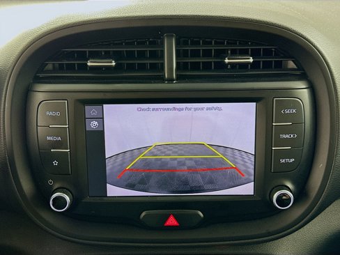 Used 2023 Kia Soul LX w/ LX Technology Package image 22