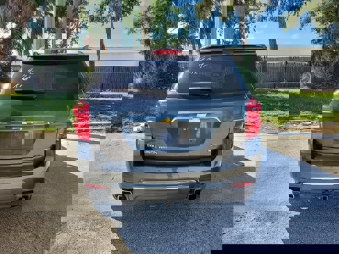 Used 2017 Chevrolet Equinox Premier w/ Enhanced Convenience Package image 5