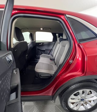 Used 2020 Ford Escape SE image 8