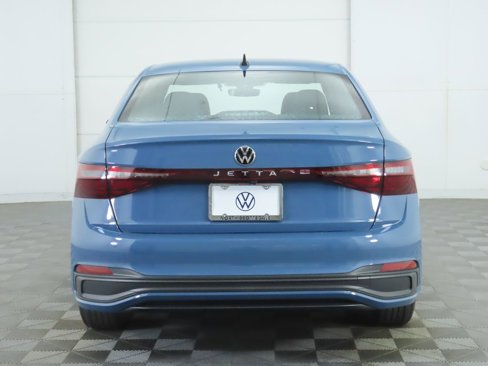 New 2025 Volkswagen Jetta Sport image 7