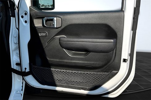 Used 2023 Jeep Gladiator Sport image 25