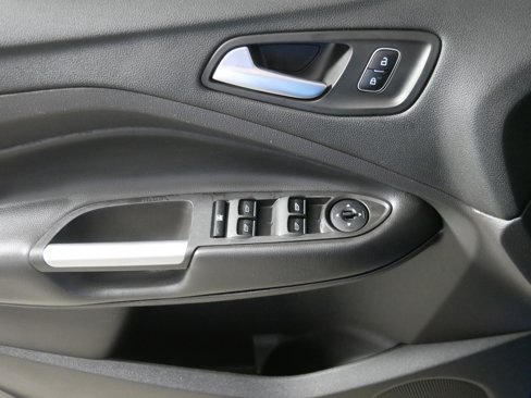 Used 2018 Ford Escape SE image 19