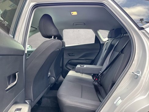 Used 2025 Hyundai Kona SEL image 9
