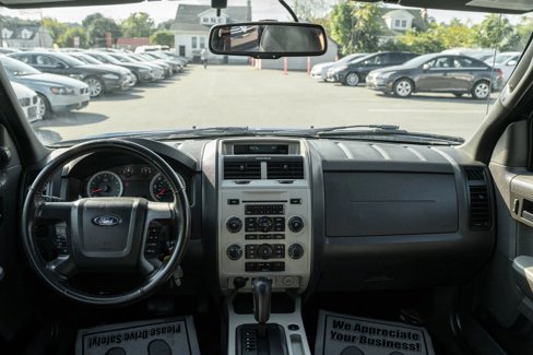 Used 2011 Ford Escape XLT w/ 203A Rapid Spec Order Code image 14