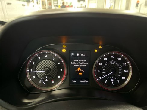 Used 2020 Hyundai Veloster 2.0 Premium image 15